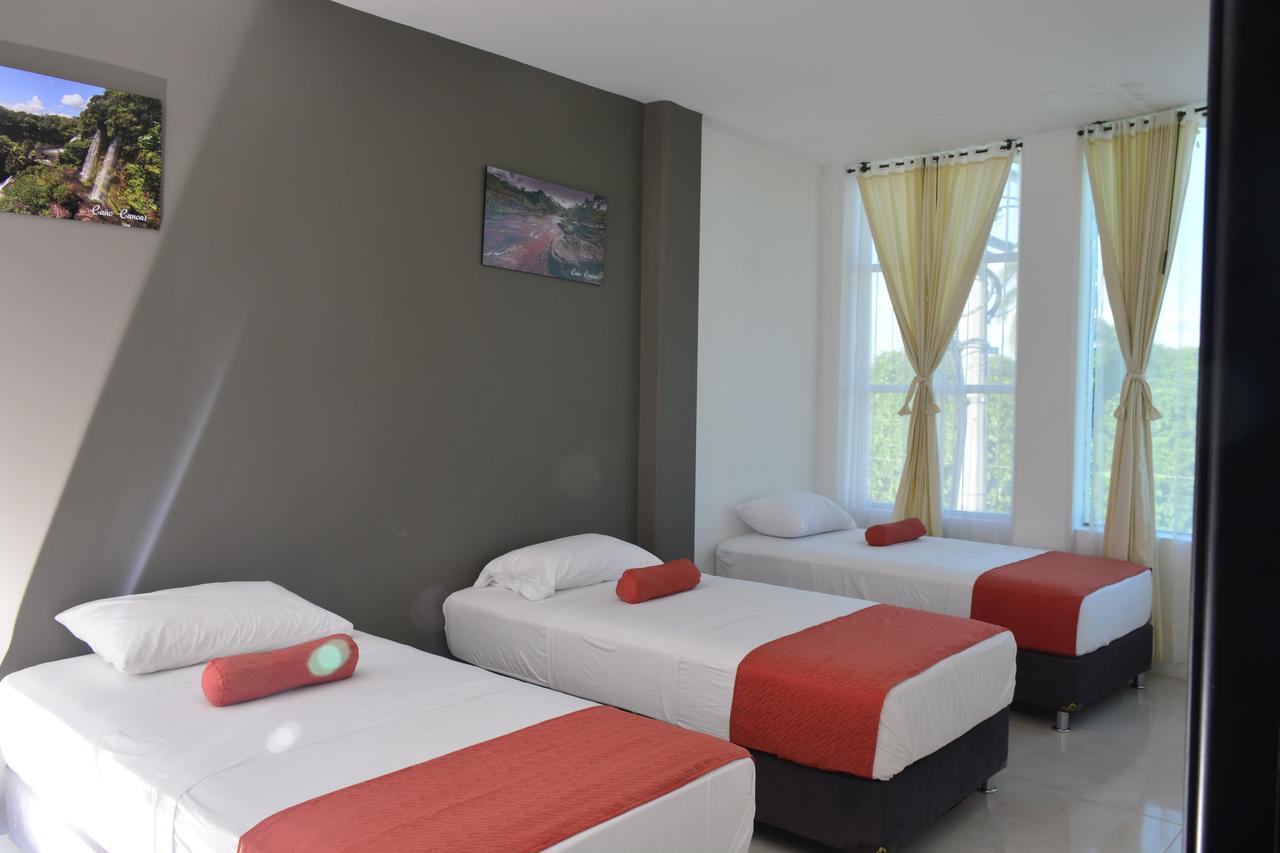 Hotel Confort Ariari Granada  Extérieur photo